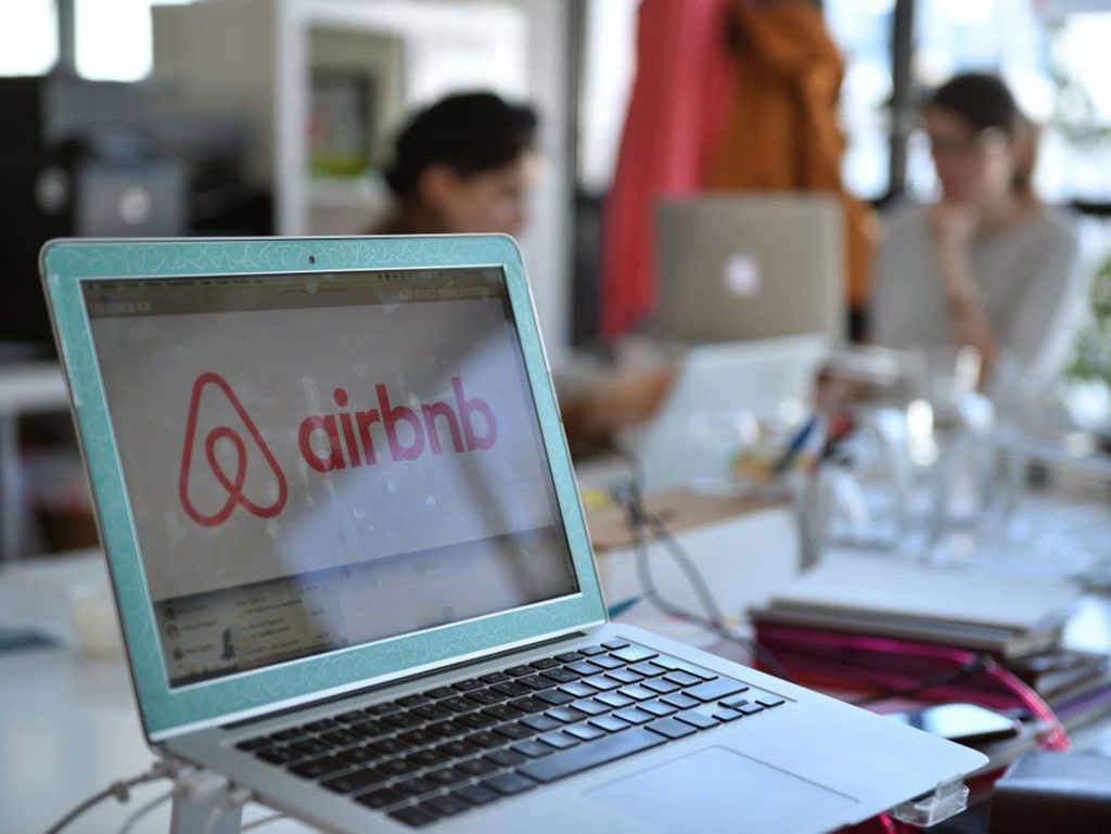 airbnb in laptop screen