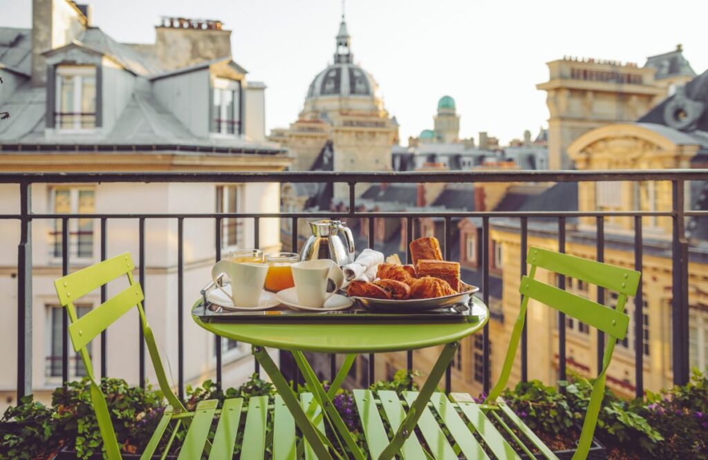 Short-term rentals in Paris: New 90-night annual limit Βραχυχρόνιες μισθώσεις στο Παρίσι