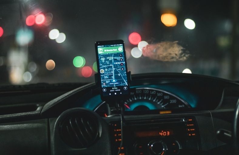 Uber expands into short-term rentals: Bookings for Vrbo accommodations Uber κρατησεις στα καταλύματα