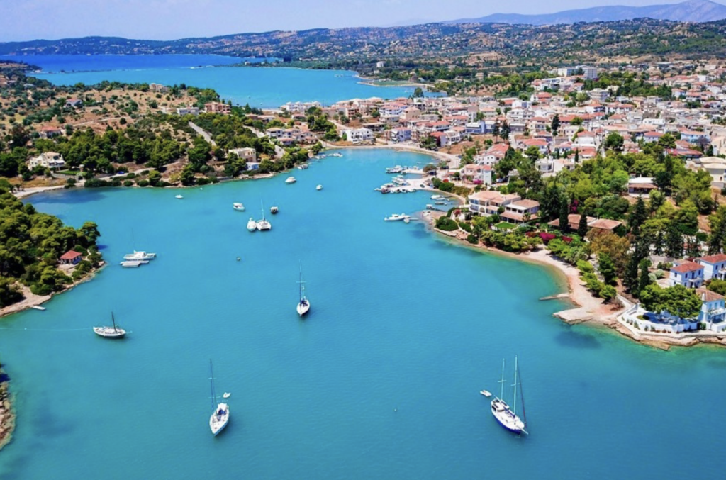 To Πόρτο Χέλι©greeka.com/peloponnese/porto-heli/