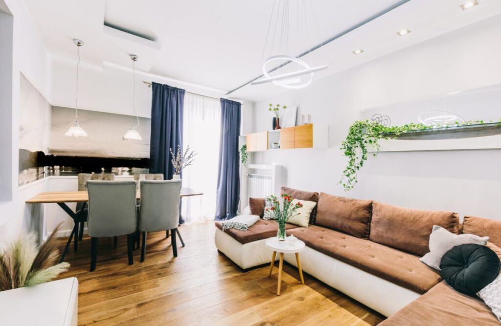 έλεγχοι airbnb